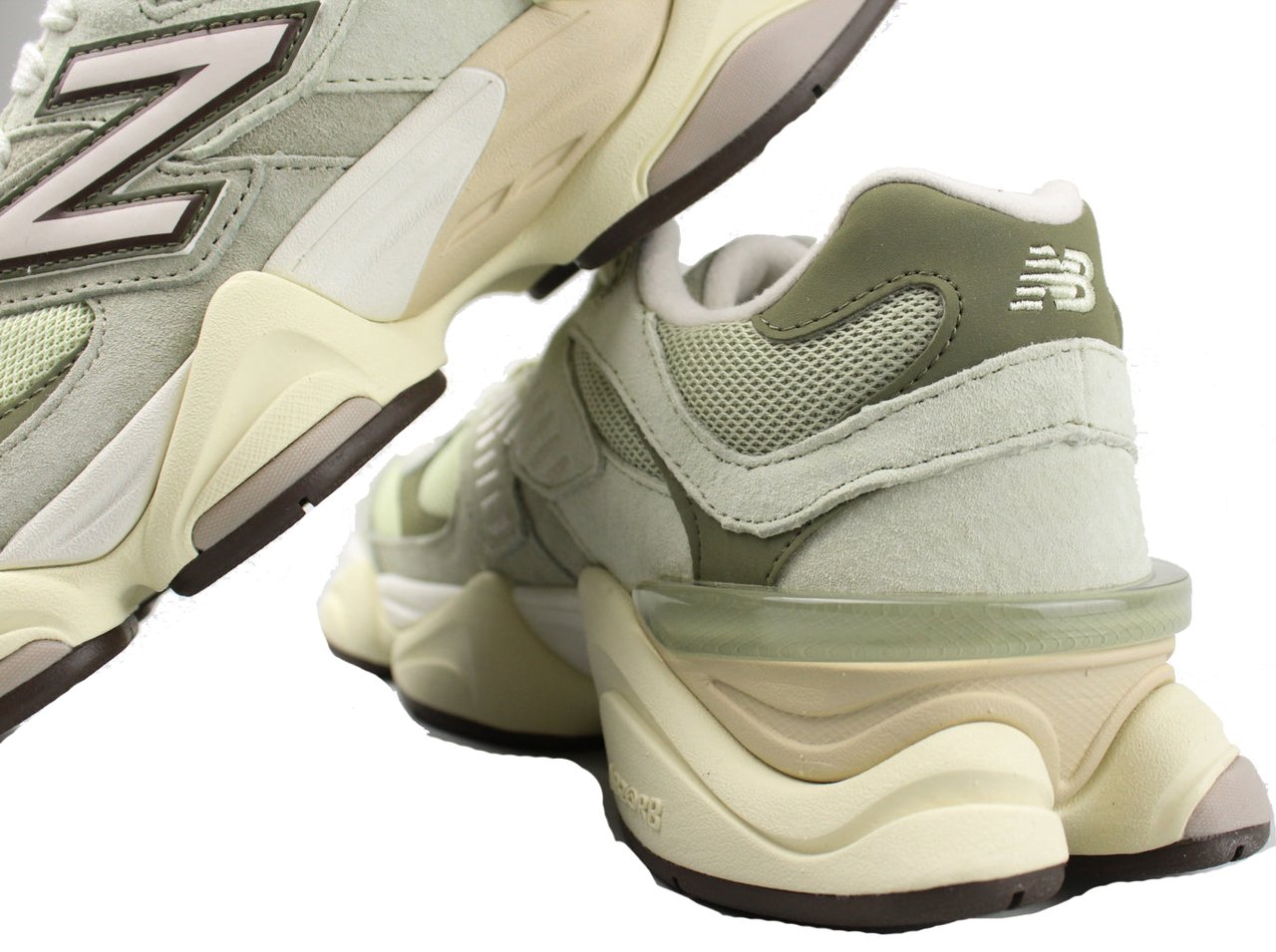 New Balance New Balance 9060 'Olivine' Groen