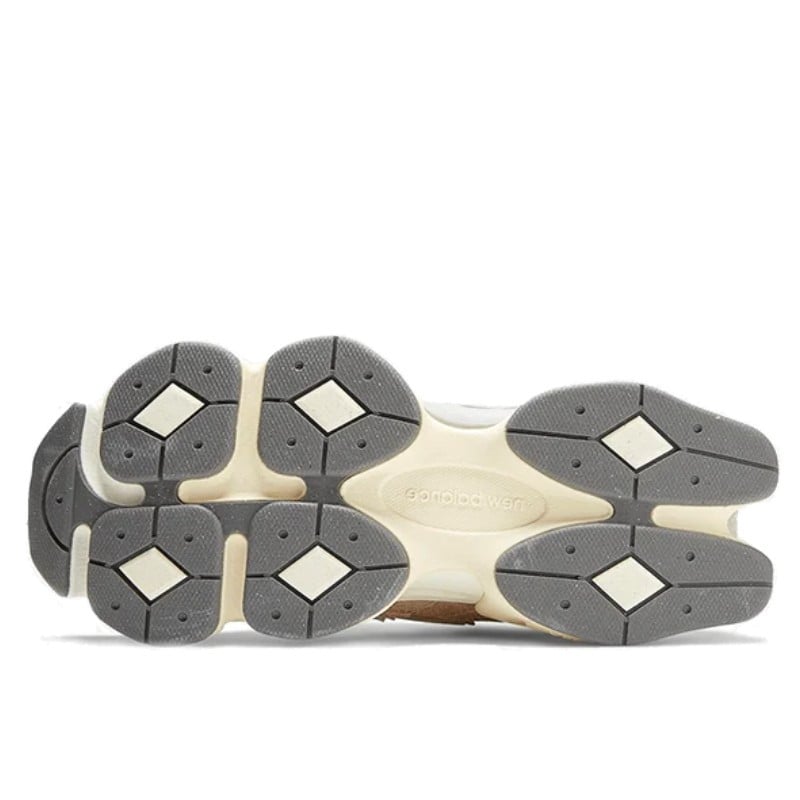 New Balance New Balance 9060 Driftwood Beige