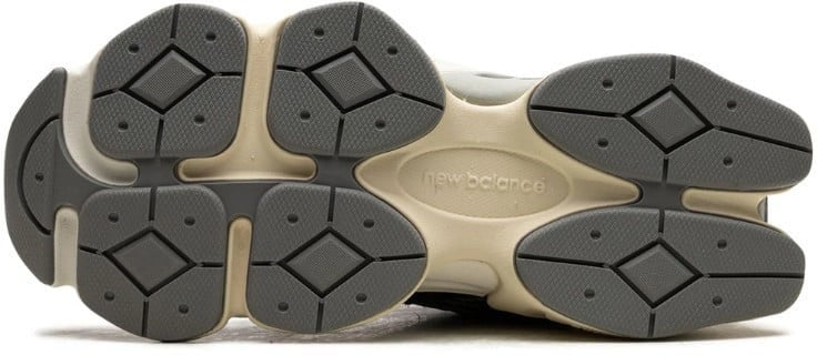 New Balance New Balance 9060 Black Sea Salt Zwart