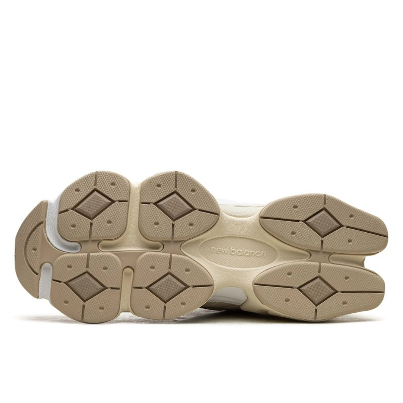 New Balance New Balance 9060 Sea Salt Brown Beige