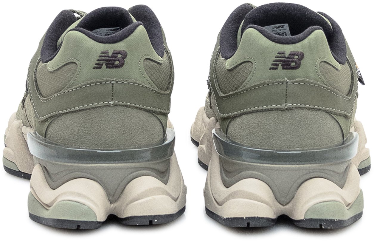 New Balance Sneakers New Balance 9060 Verde in Cordura e Suede Groen