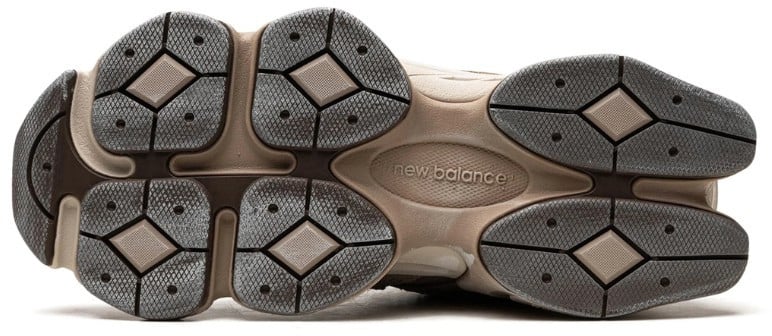 New Balance New Balance 9060 Mushroom Brown Bruin