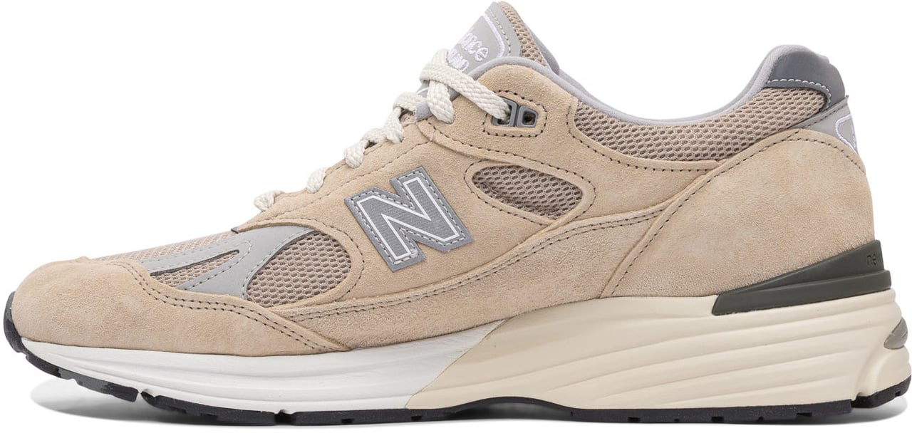 New Balance "Elevated Essentials Made in UK991V2" Sneakers Beige