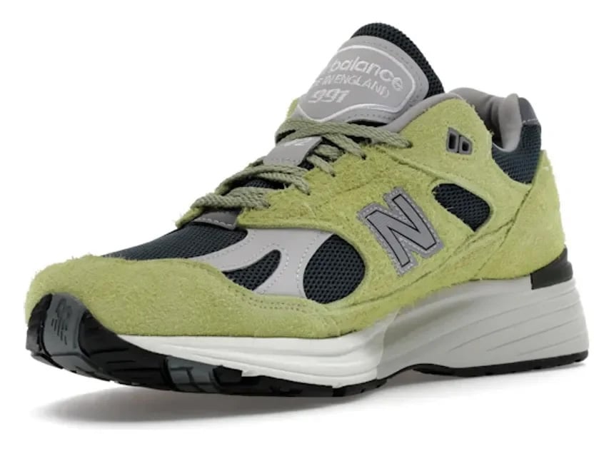 New Balance 991v2 MiUK Grape Sorbet Groen