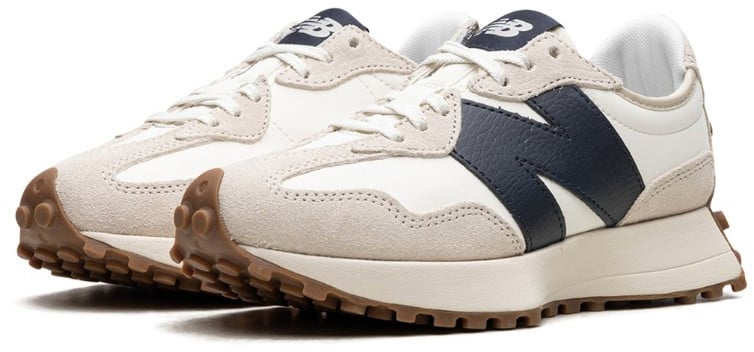 New Balance New Balance 327 Moonbeam Outerspace Beige