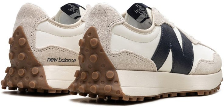 New Balance New Balance 327 Moonbeam Outerspace Beige