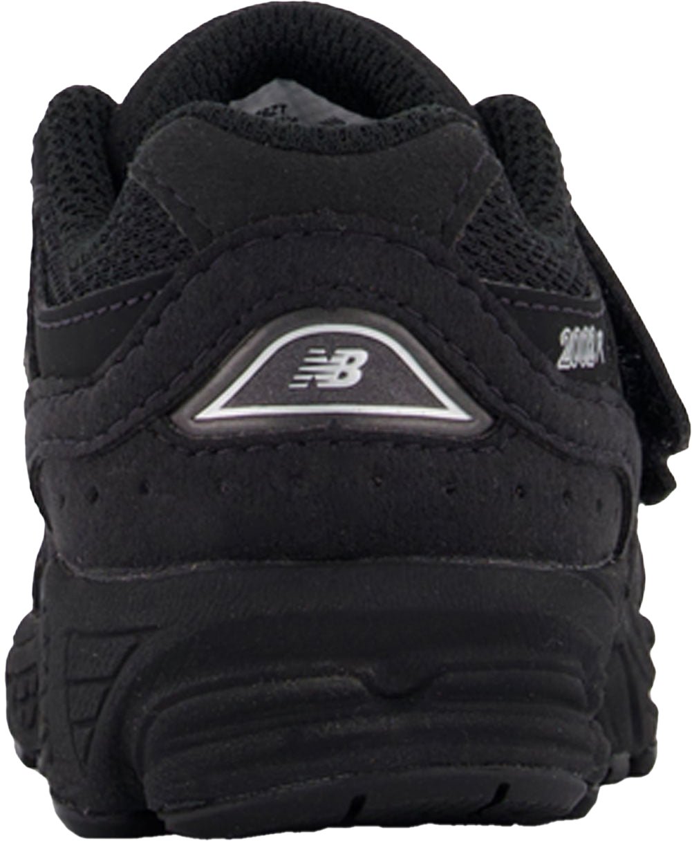 New Balance I2002 Unisex Sneakers in Zwart Zwart