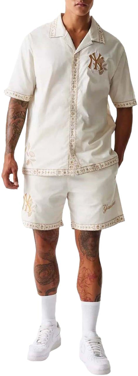 New Era New York Yankees Taping Shorts Off White Wit