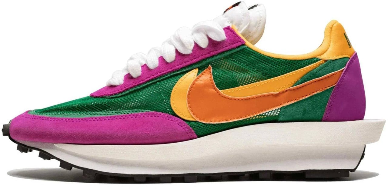 Nike Nike LD Waffle Sacai Pine Green Groen