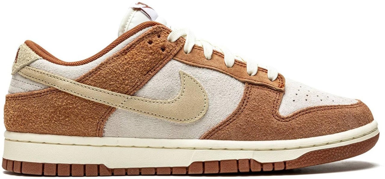 Nike Nike Dunk Low PRM Medium Curry Beige