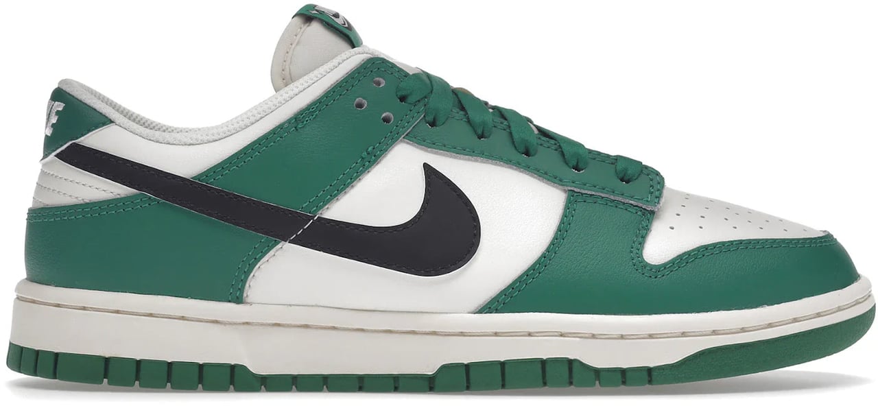 Nike Dunk Low SE Lottery Pack Malachite Green Groen