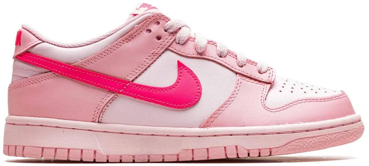 Nike Nike Dunk Low Triple Pink (GS) Roze