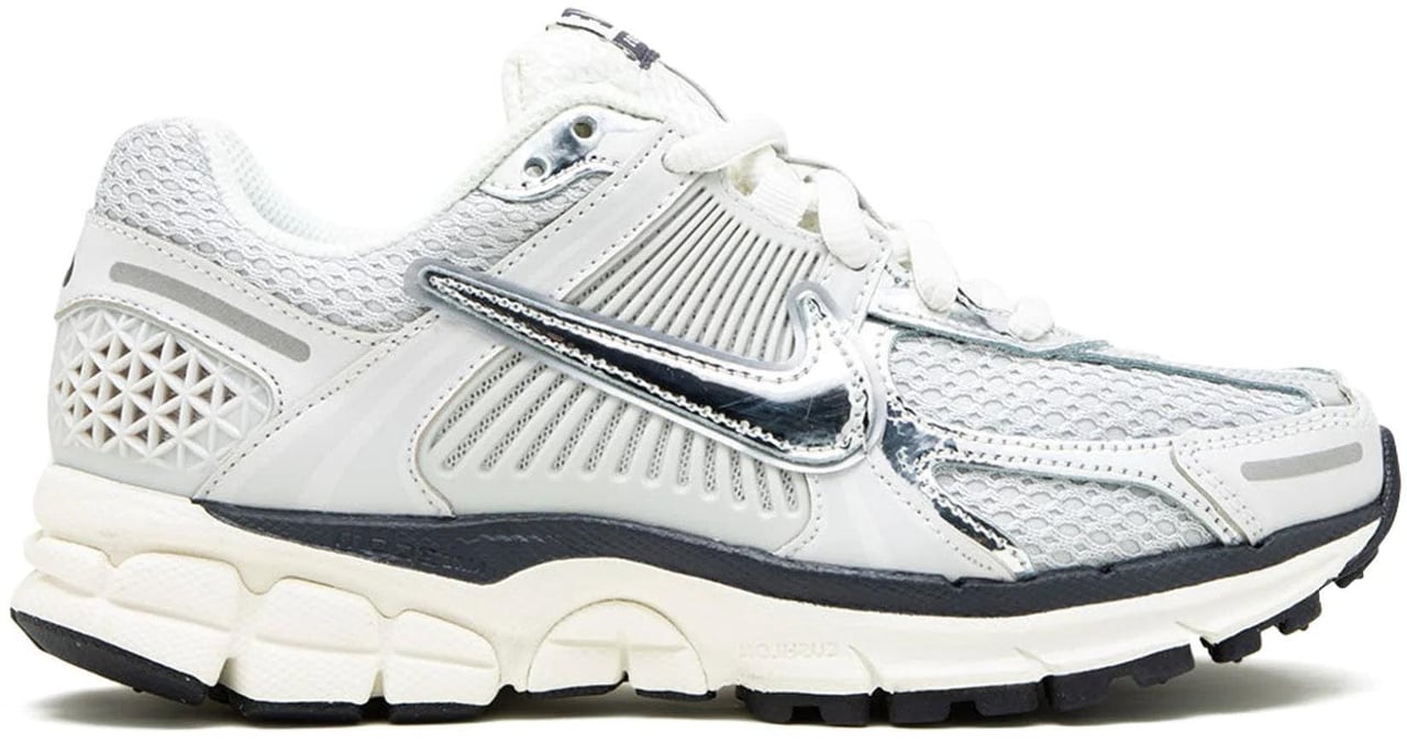 Nike Nike Zoom Vomero 5 Photon Dust Metallic Silver Blauw