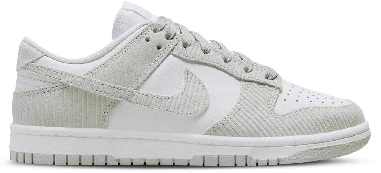 Nike Dunk Low Light Silver Corduroy (Women's) Zilver