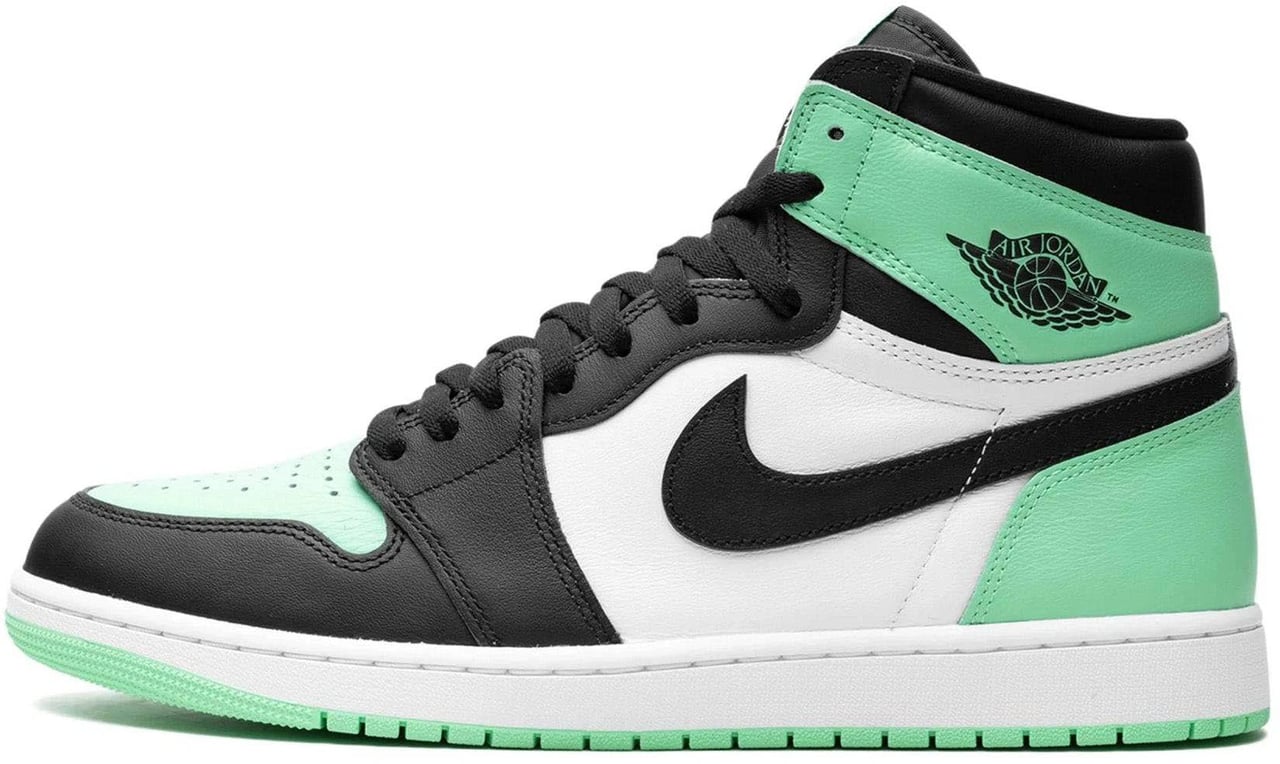 Nike Air Jordan 1 Retro High OG Green Glow Zwart