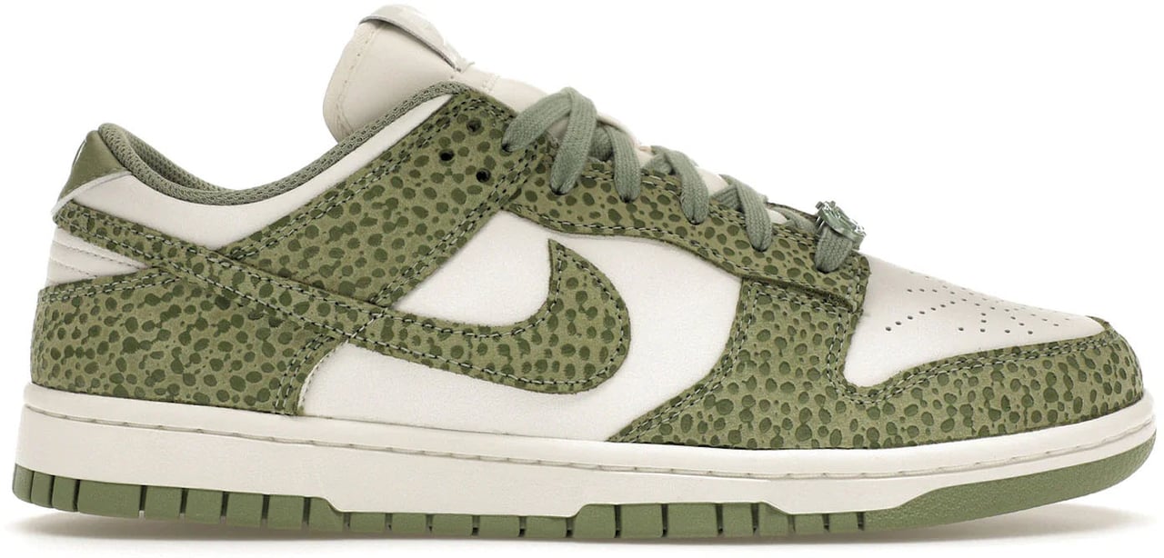 Nike Nike Dunk Low Safari Oil Green (Women's) Groen