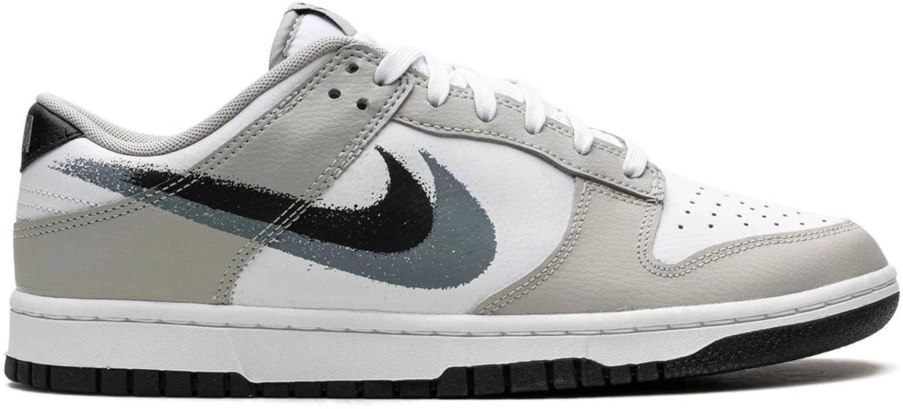 Nike Dunk Low Stencil Swoosh Wit