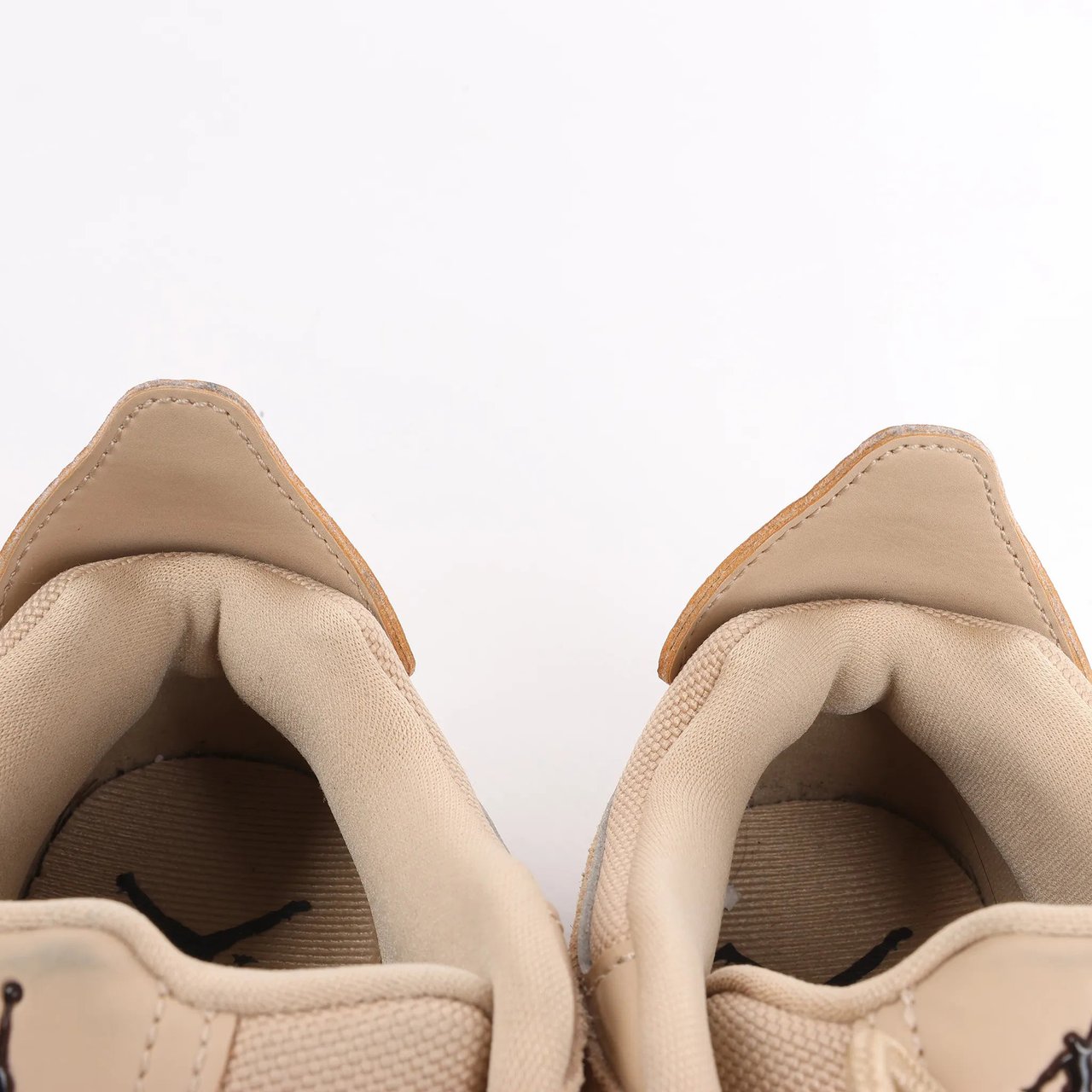 Nike Nike JORDAN COURTSIDE Suede x Fabric Sneakers in Beige, Size 42.5 EU Beige