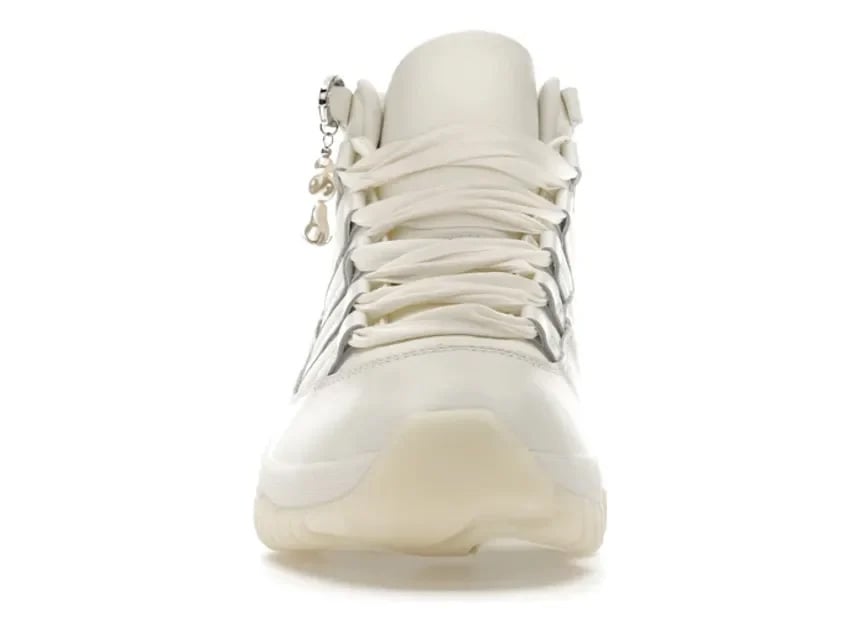Nike Jordan 11 Retro Grand Finale (Women's) Wit