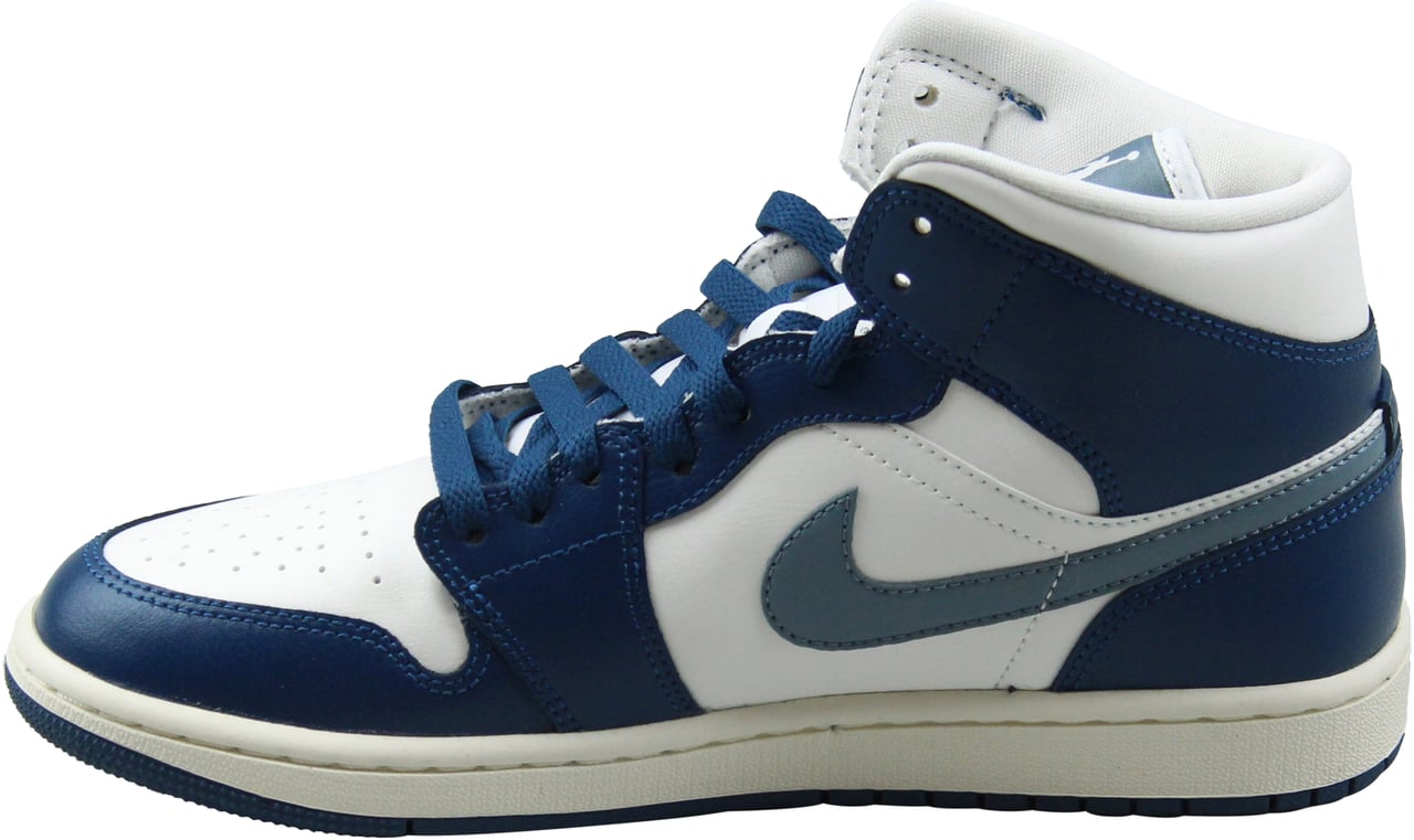 Nike Air Jordan 1 Mid 'Blue Ozone' Blauw