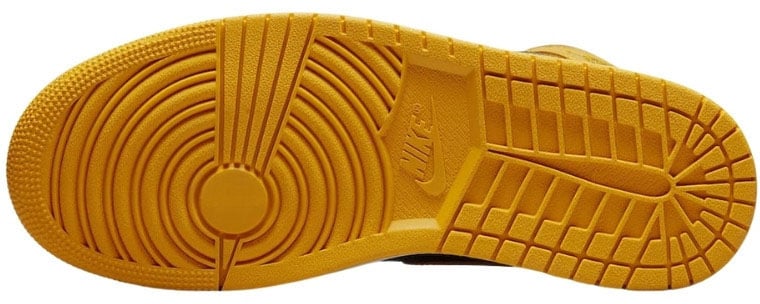 Nike Air Jordan 1 Mid Chutney Taxi Zwart