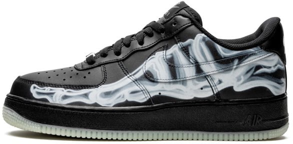 Nike Nike Air Force 1 Low Black Skeleton Halloween 2019 Zwart