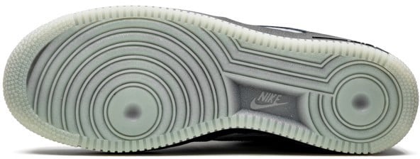 Nike Nike Air Force 1 Low Black Skeleton Halloween 2019 Zwart