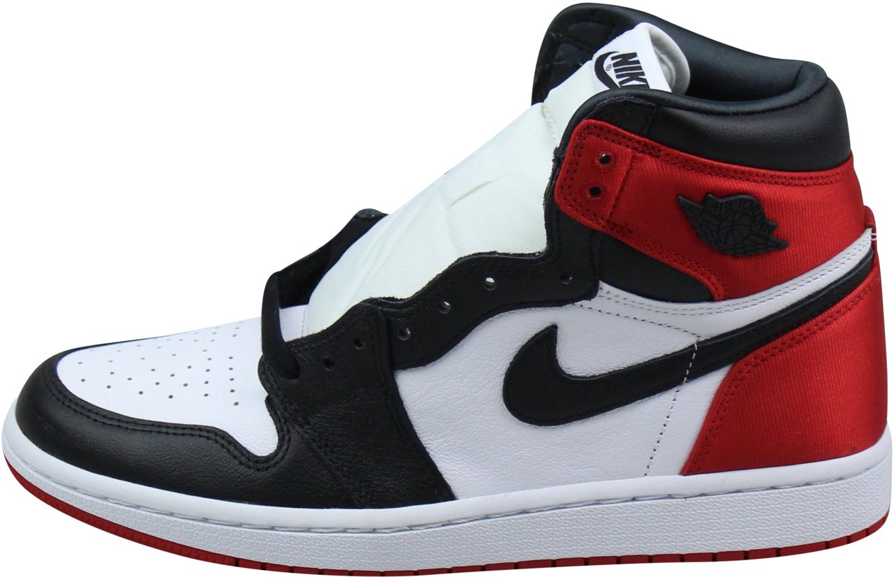 Nike Air Jordan 1 Retro High Satijn 'Zwarte Toe' Zwart