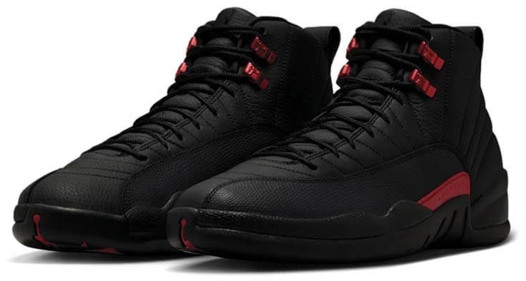 Nike Air Jordan 12 Retro Bloodline Zwart