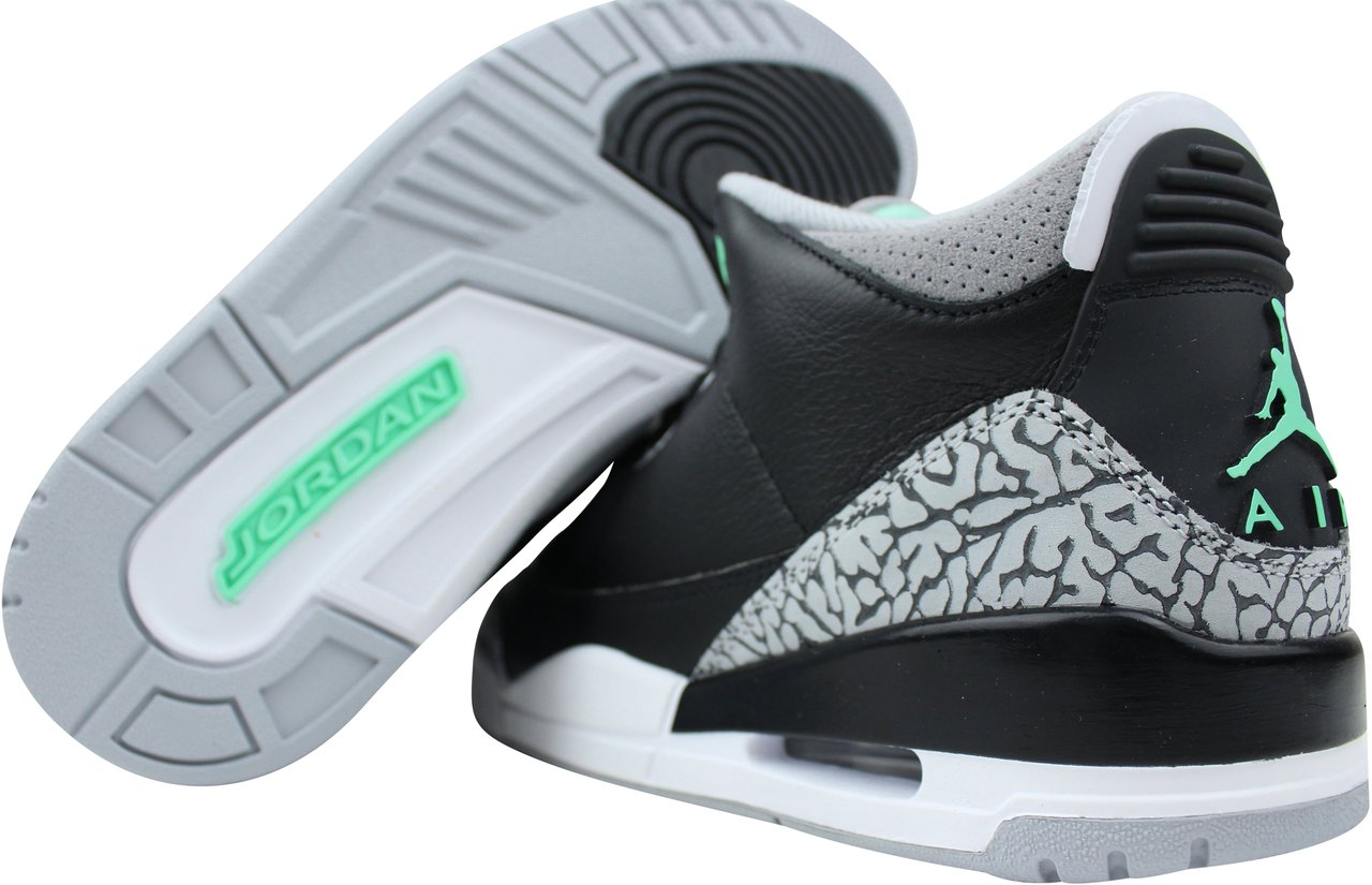 Nike Air Jordan 3 'Green Glow' Groen
