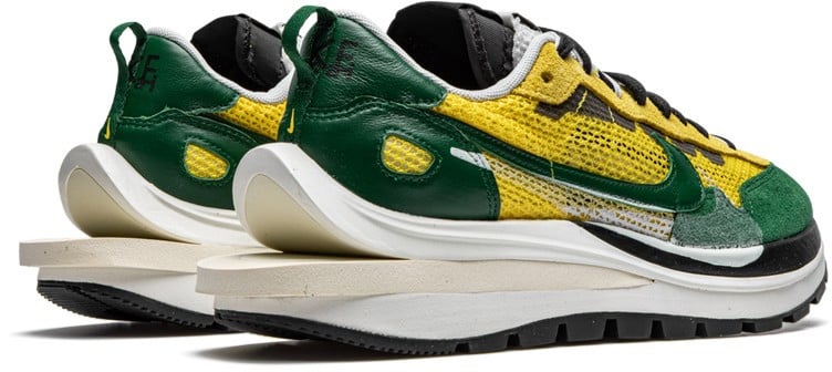 Nike Nike Sacai Vaporwaffle Tour Yellow Stadium Green Geel