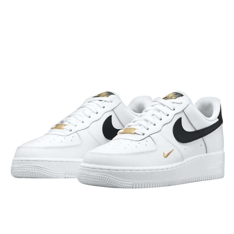Nike Nike Air Force 1 Low '07 Essential White Black Gold Mini Swoosh Zwart