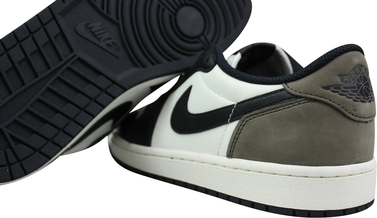 Nike Air Jordan 1 Low OG 'Mocha' Bruin
