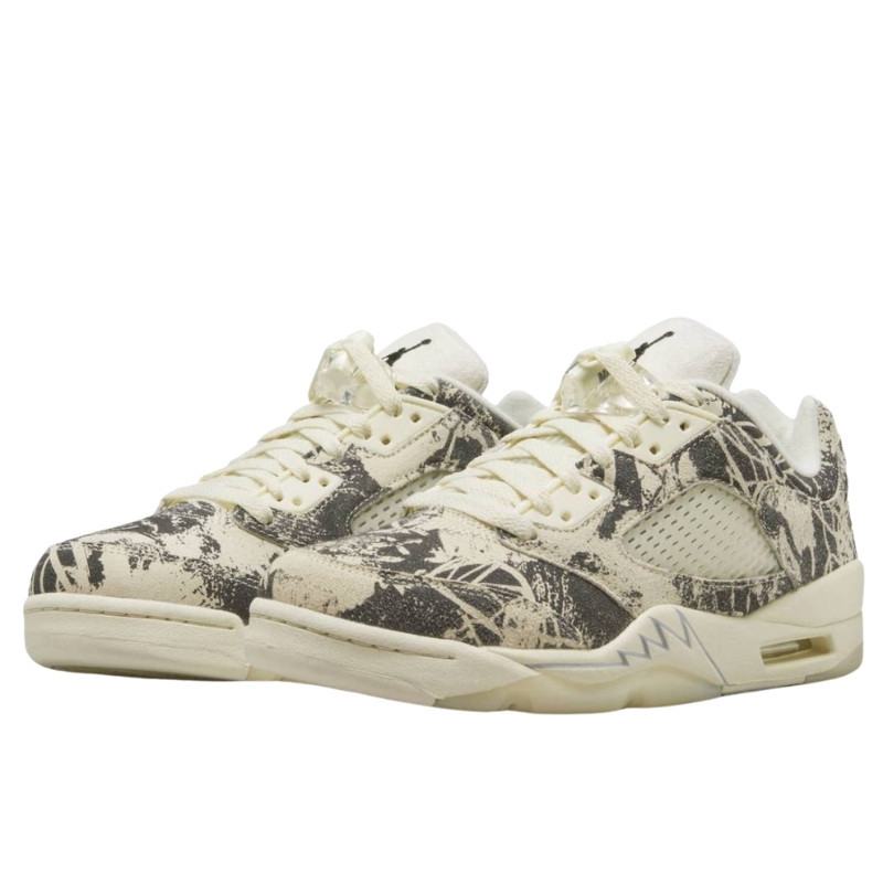 Nike Air Jordan 5 Retro Low Expression Grijs