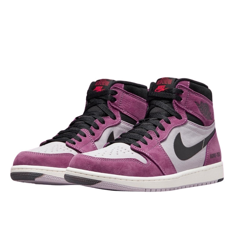 Nike Air Jordan 1 High Element Gore-Tex Berry Zwart