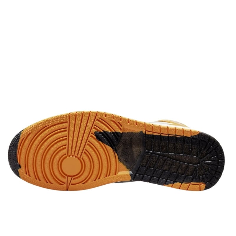 Nike Air Jordan 1 High Element Gore-Tex Light Curry Grijs