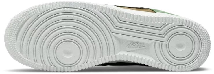 Nike Nike Air Force 1 '07 LX Low Toasty Oil Green Donkergroen