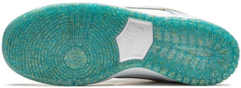 Nike Nike SB Dunk Low Sean Cliver Grijs