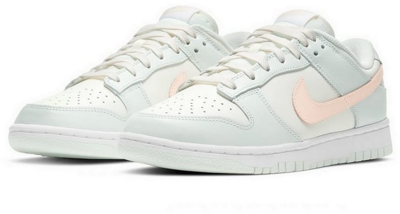 Nike Nike Dunk Low Barely Green Groen