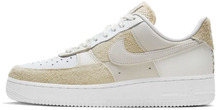 Nike Nike Air Force 1 07 Coconut Milk Wit