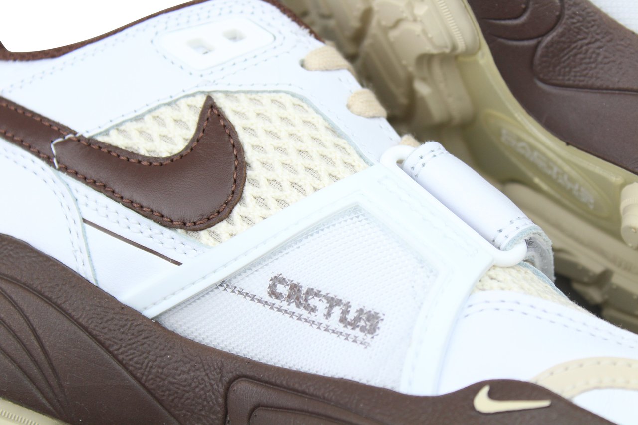Nike Nike Zoom Field Jaxx Travis Scott 'Light Chocolate' Bruin