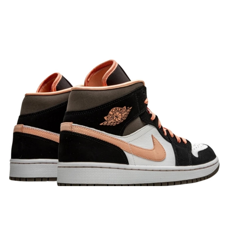 Nike Air Jordan 1 Mid Peach Mocha Zwart