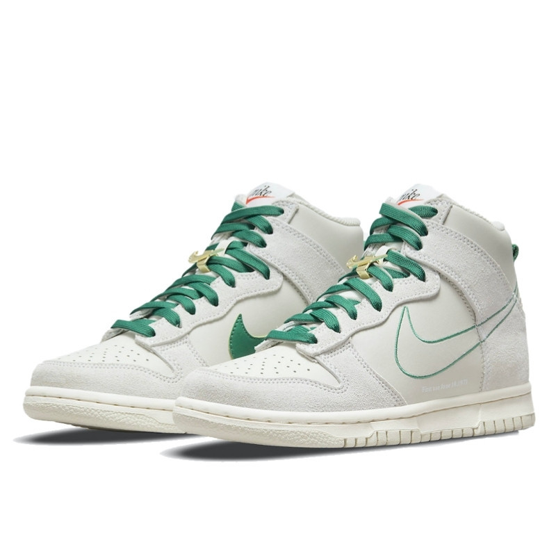 Nike Nike Dunk High First Use Sail Grijs