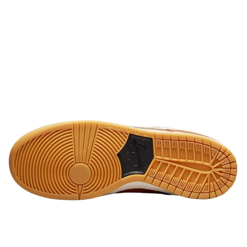 Nike Nike SB Dunk Low Pro Dark Russet Wit