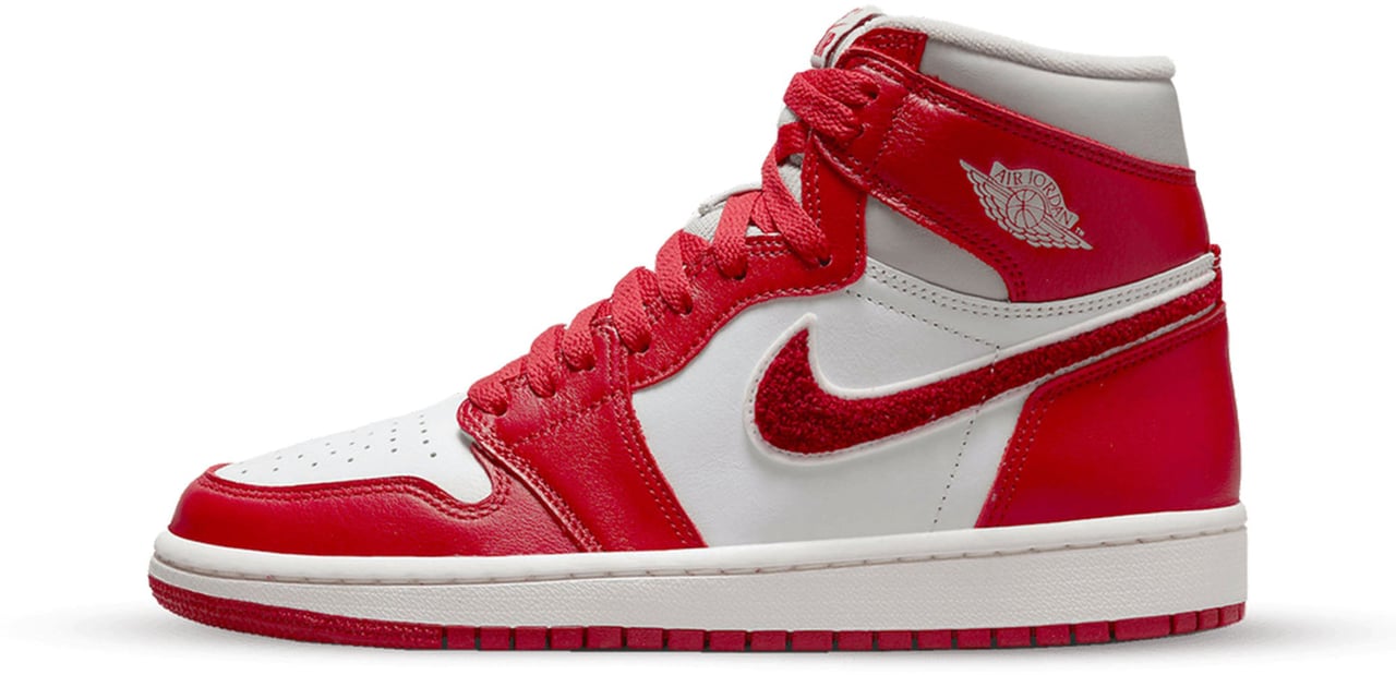 Nike Air Jordan 1 High Varsity Red (2022) Divers