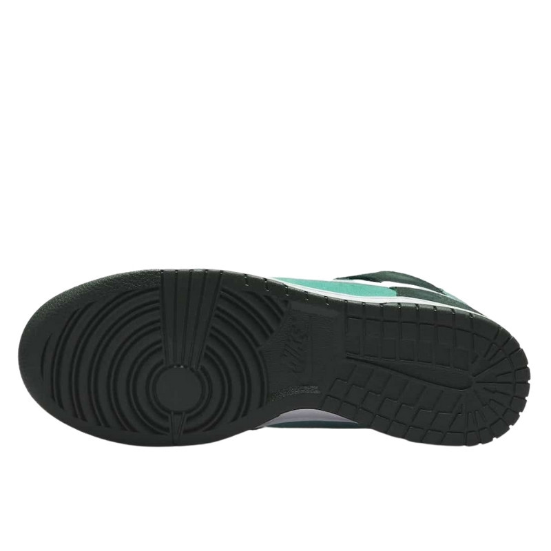 Nike Nike Dunk High Retro SE Athletic Club Wit