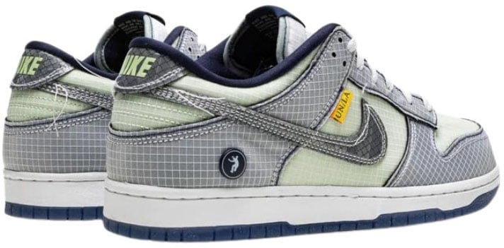 Nike Nike Dunk Low Union Passport Pack Pistachio Grijs