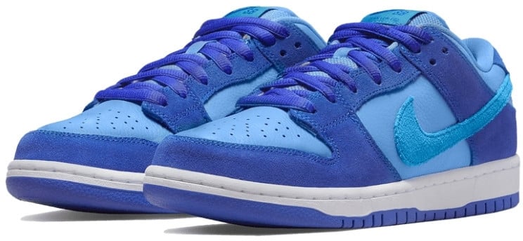 Nike SB Dunk Low Blue Raspberry Blauw