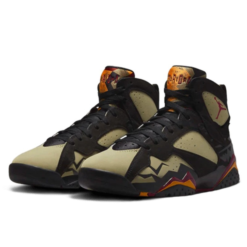 Nike Air Jordan 7 Retro Black Olive Zwart