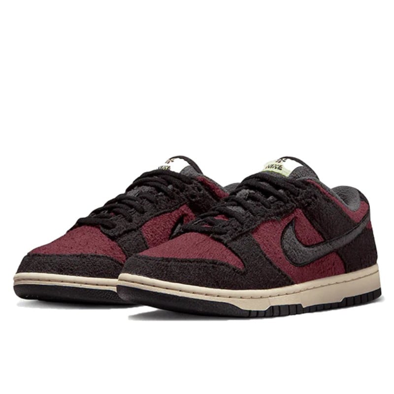 Nike Nike Dunk Low SE Fleece Burgundy Crush Maroon